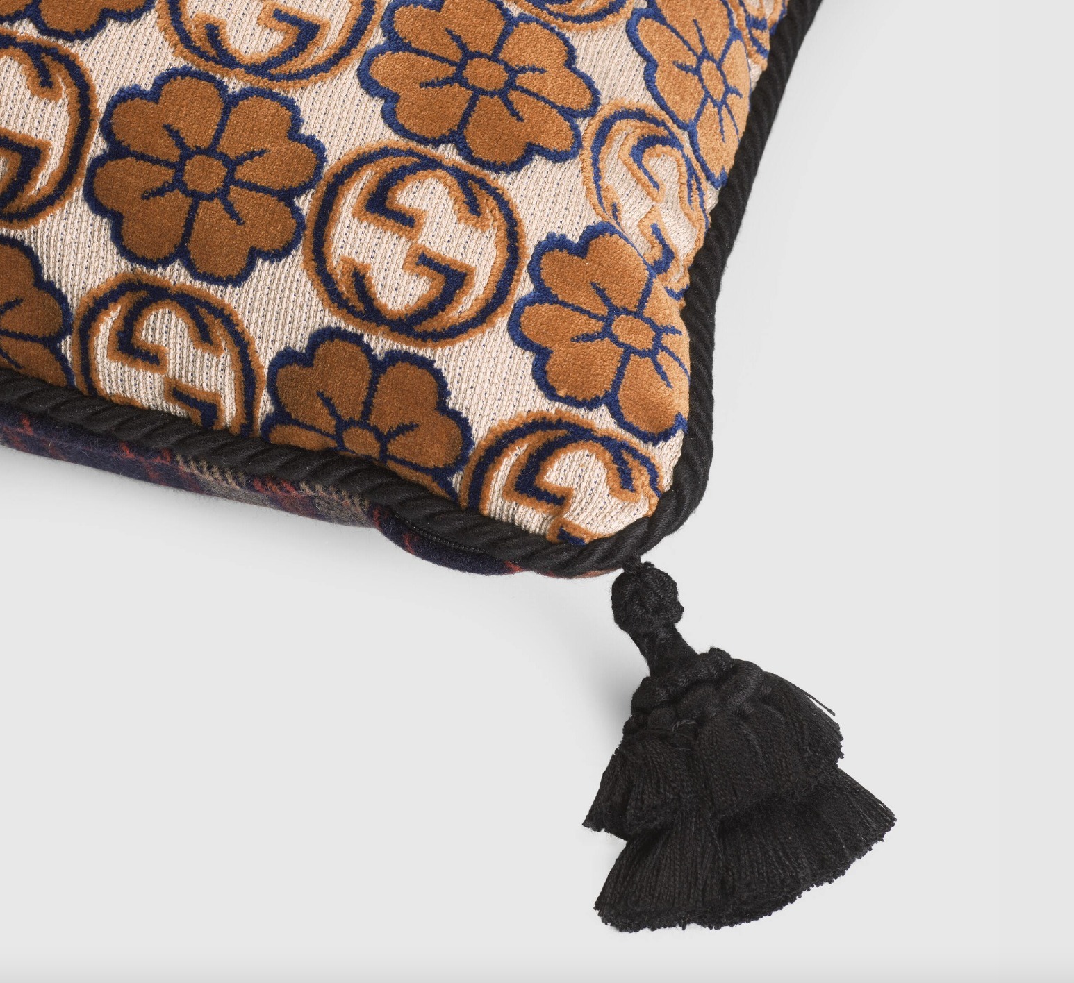 国内発送☆GUCCI】フローラル インターロッキングG クッション (GUCCI