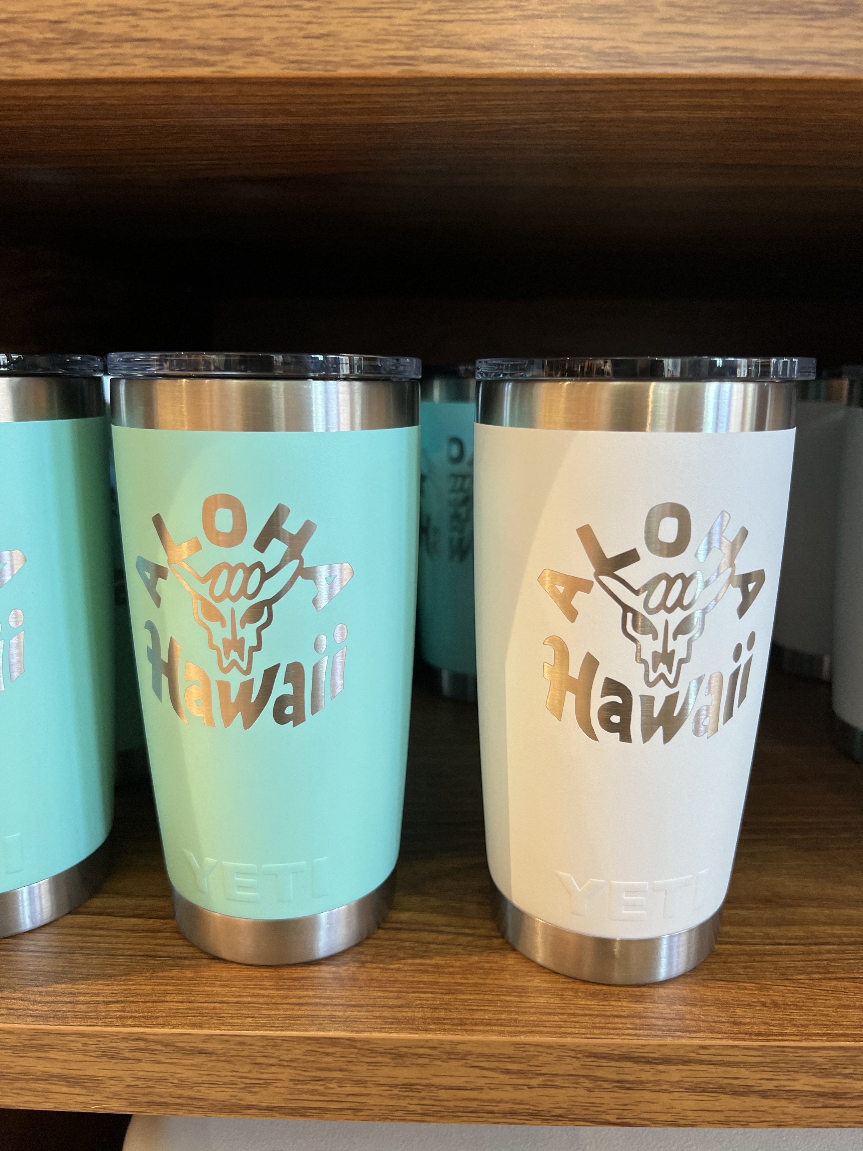 YETIハワイ限定☆ステンレス製タンブラーALOHAシャカHAWAII591ml (YETI