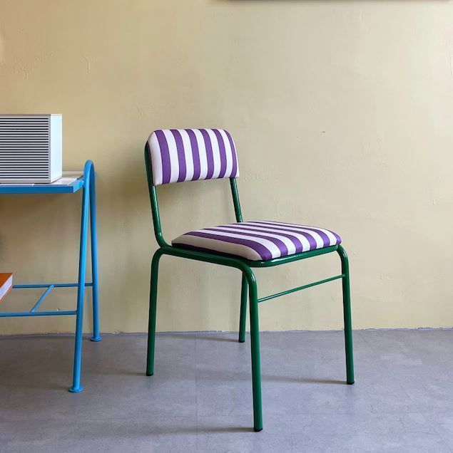 レトロ感覚！ストライプチェア [パープル] / 椅子 (1色) (椅子・チェア