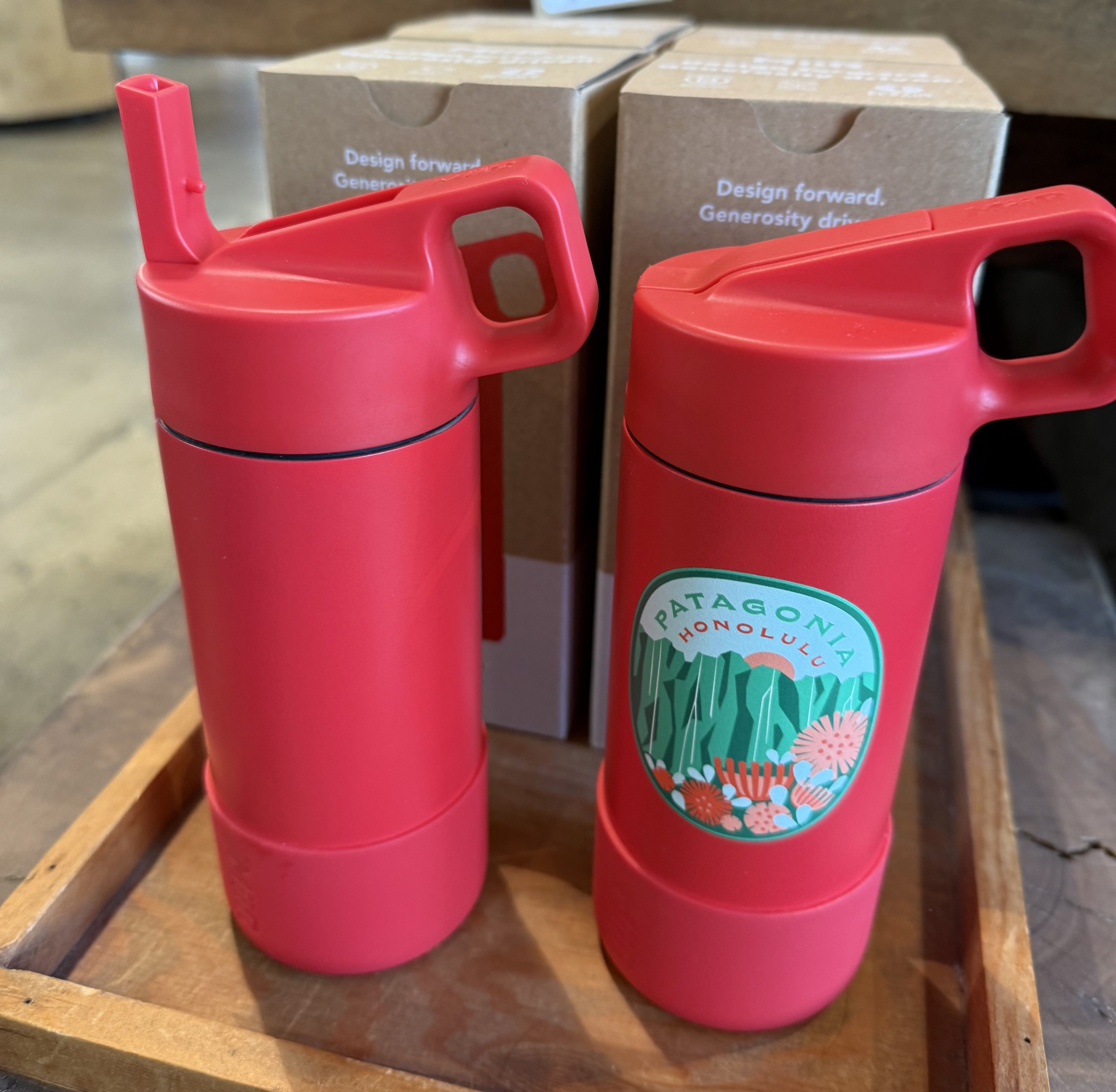 ハワイ限定☆パタゴニアHonoluluキッズ用ステンボトルMiiR 473ml