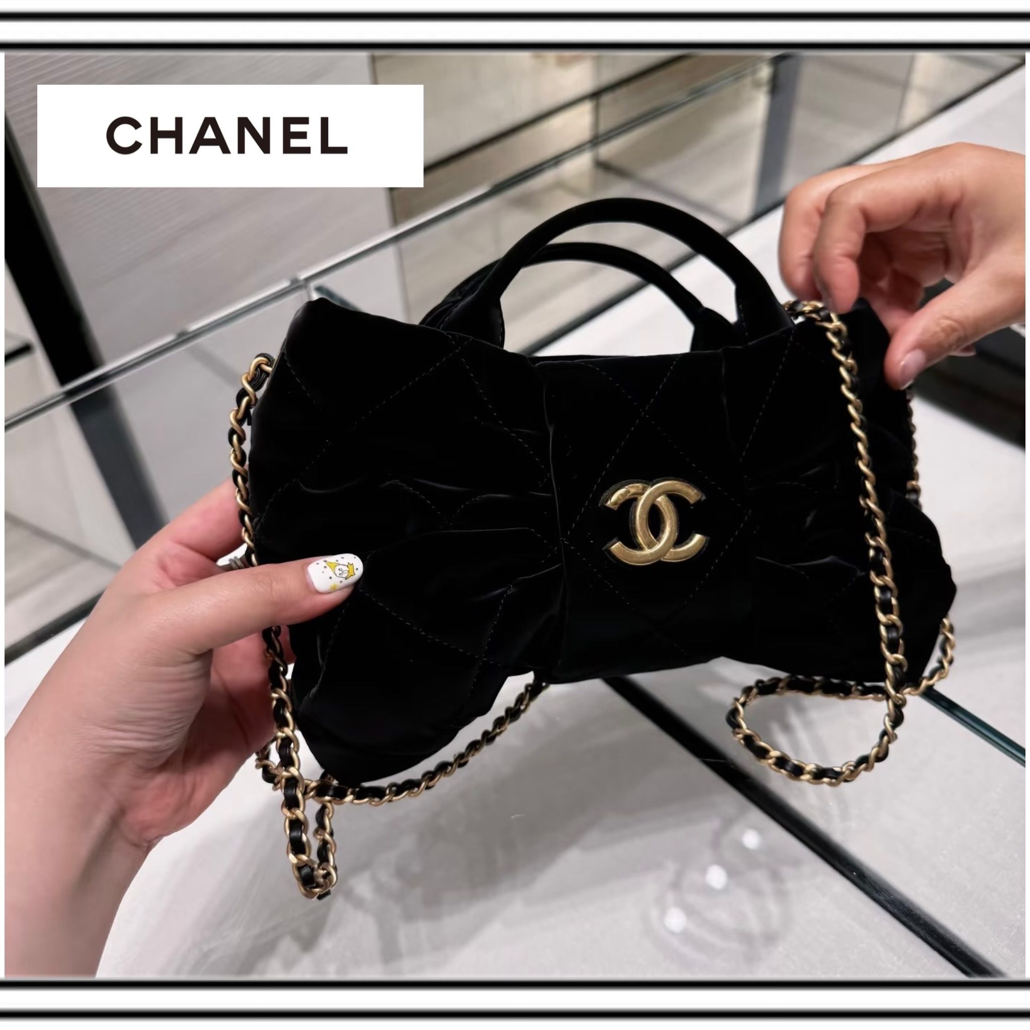 リボンのシルエットに宿る♡【CHANEL】ミニ ボウバッグ (CHANEL