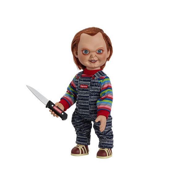 シュプリーム☆ロゴ入り服を着たチャッキー人形 Chucky (Supreme