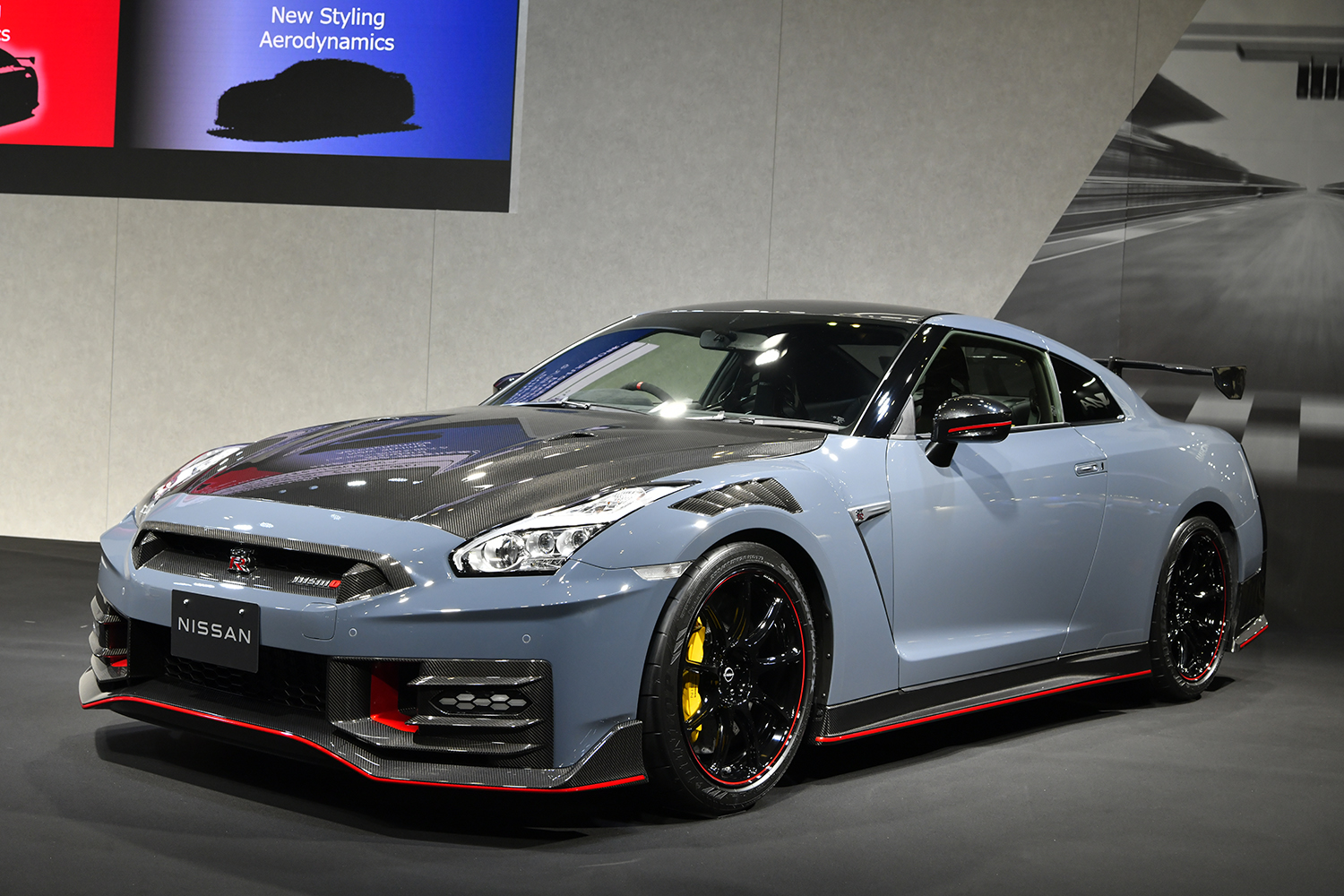 東京オートサロン2023年の主役はGT-R2024年モデルがもらった