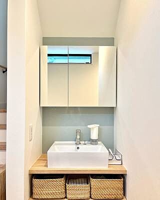 スミス W600 右吊元 くもり止め付（一面鏡）(KT06001R)｜洗面所・水