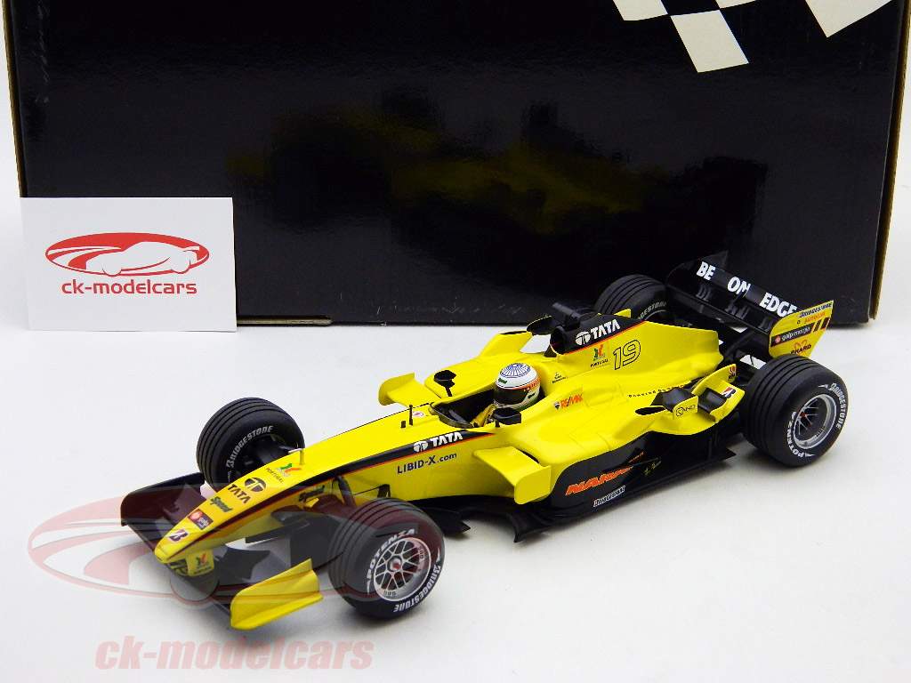 Minichamps 1:18 N. Karthikeyan Jordan Toyota EJ15 formula 1 2005
