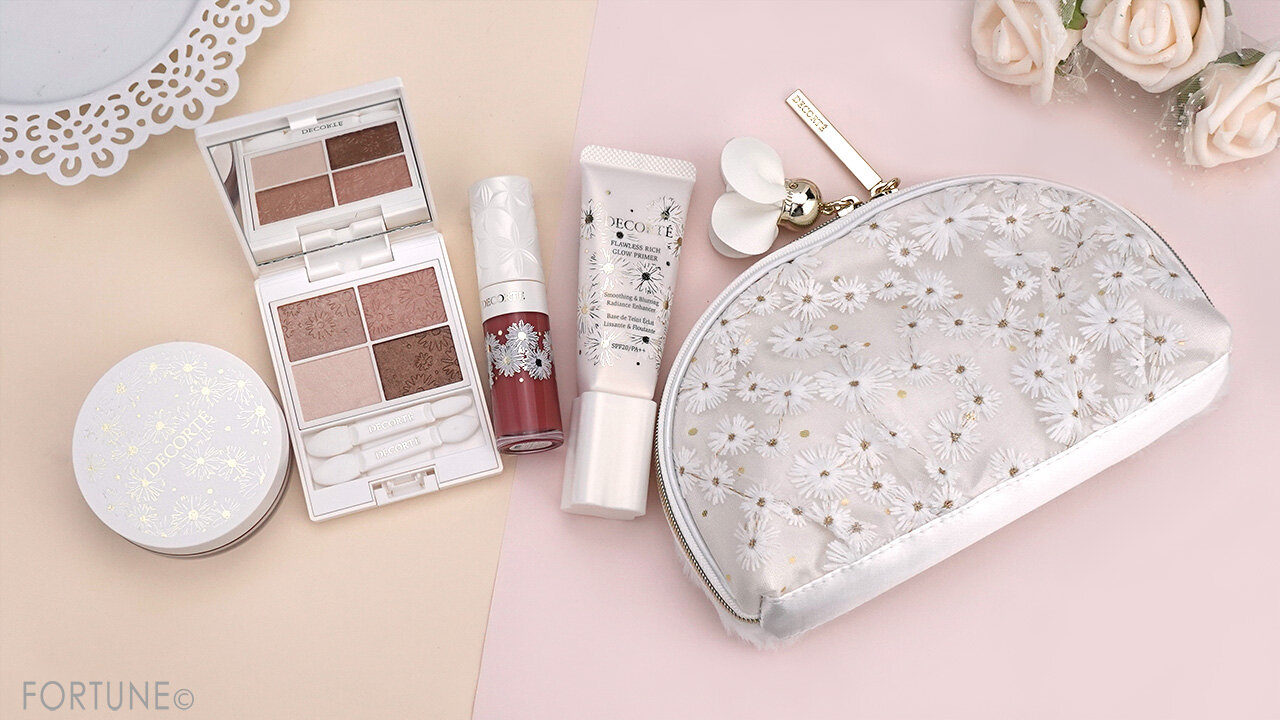 コスメデコルテ2024クリスマスコフレ｜人気パウダー入り『ホワイト