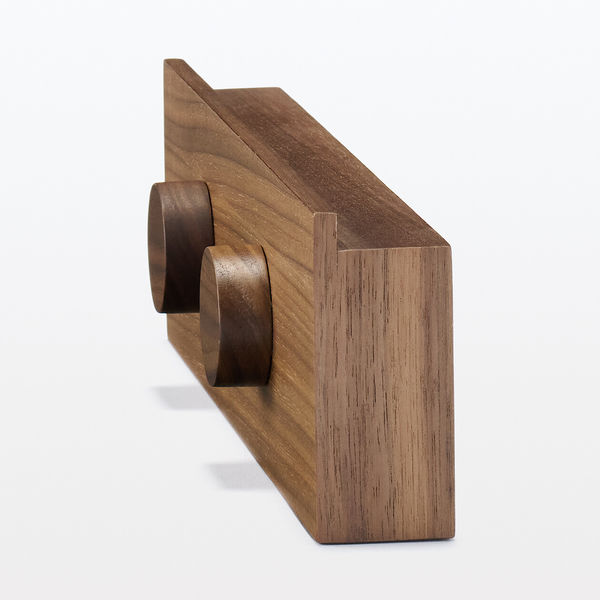 無印良品 壁に付けられる家具長押マグネット付き ウォールナット材突板