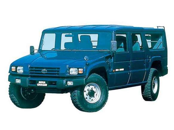 トヨタ メガクルーザー 歴代モデル•グレード・外装・内装写真一覧