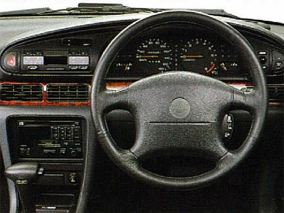 日産 ブルーバードARX 1991年式モデル 1.8 スーパーツーリング AT の