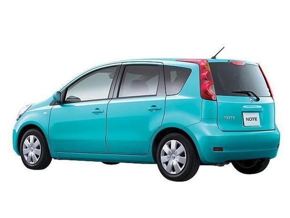 日産 ノート 2005年式モデル 1.5 15X FOUR SV 4WD AT のスペック詳細