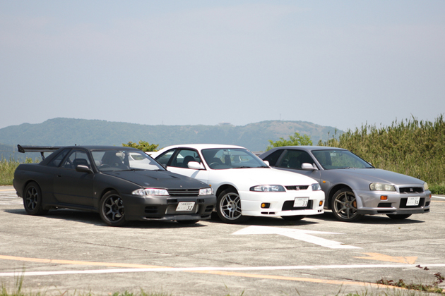 R32・R33・R34・・・歴代「GT-R」を箱根で乗り比べ！9月までの期間限定