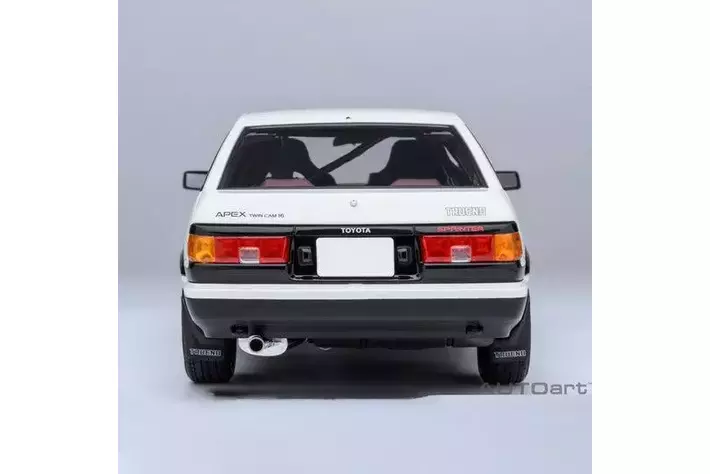 頭文字D』 トレノ (AE86) を精巧に再現した立体1/18サイズ、 「東京