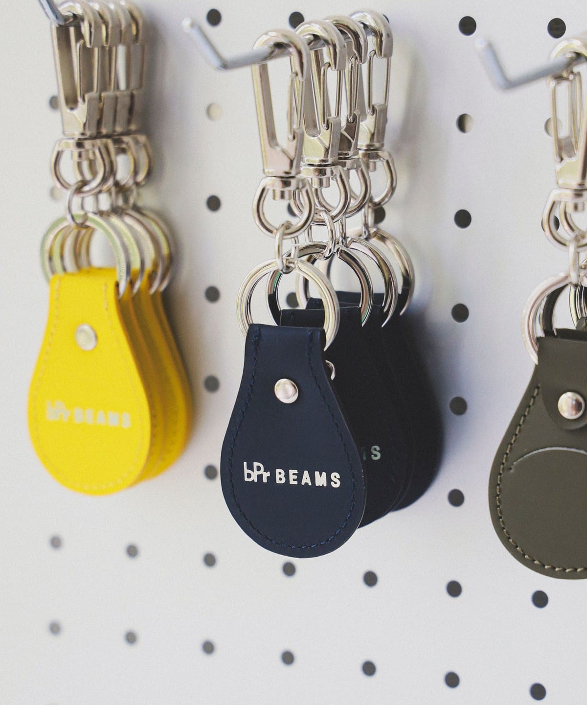 bPr BEAMS (bPr BEAMS) Coin Keychain (Wallets & Accessories