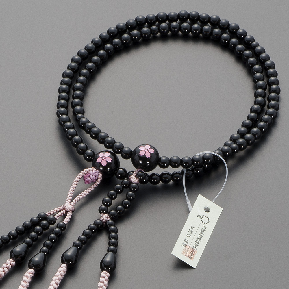 日蓮宗用本式数珠【女性用】 黒オニキス 桜彫り 8寸 | 滝田商店