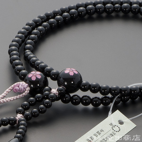 日蓮宗用本式数珠【女性用】 黒オニキス 桜彫り 8寸 | 滝田商店