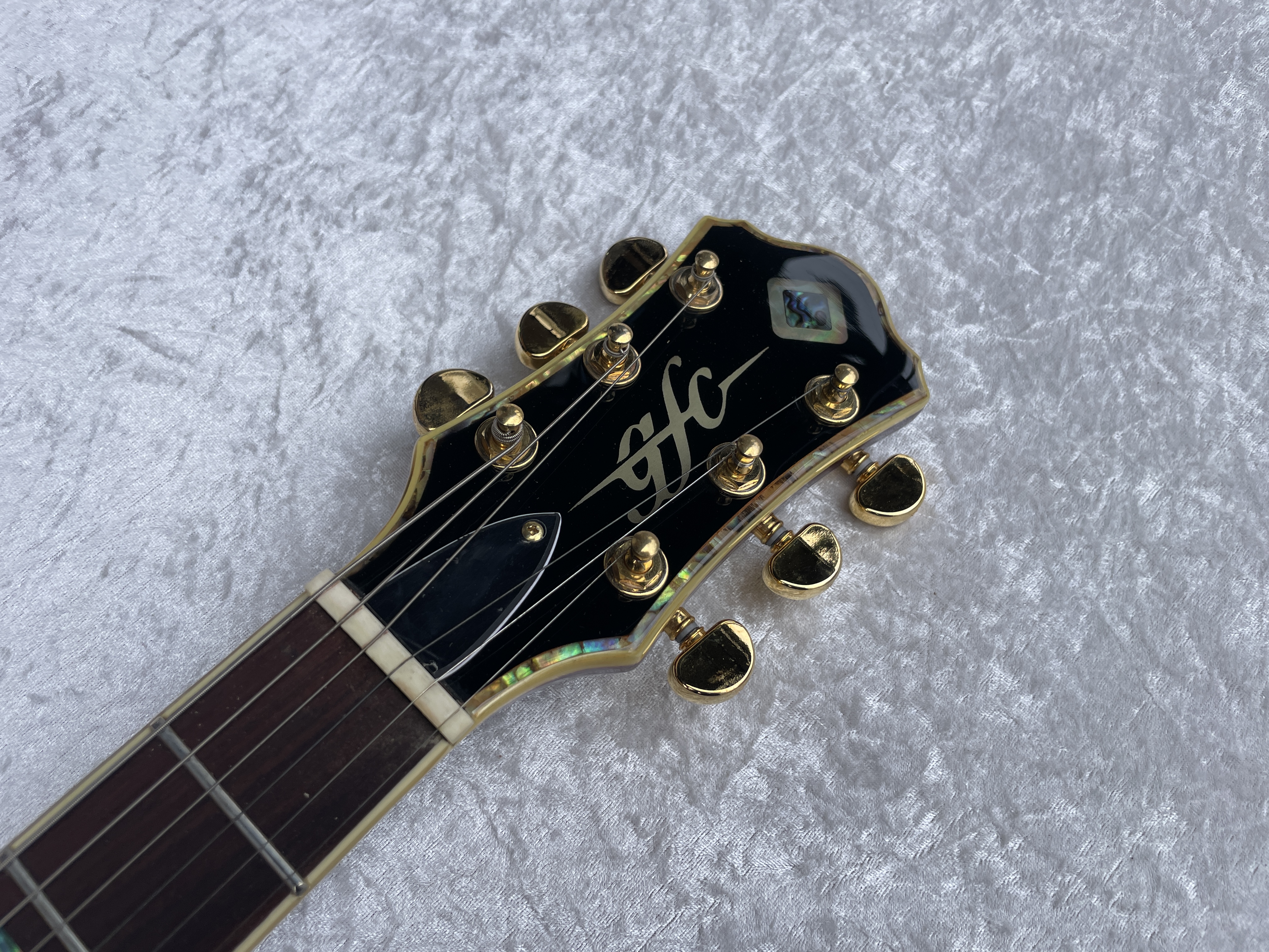 ギターファクトリー