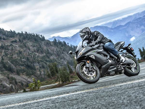 2016 Kawasaki Ninja® ZX™-6R Base | Sky Powersports Cocoa