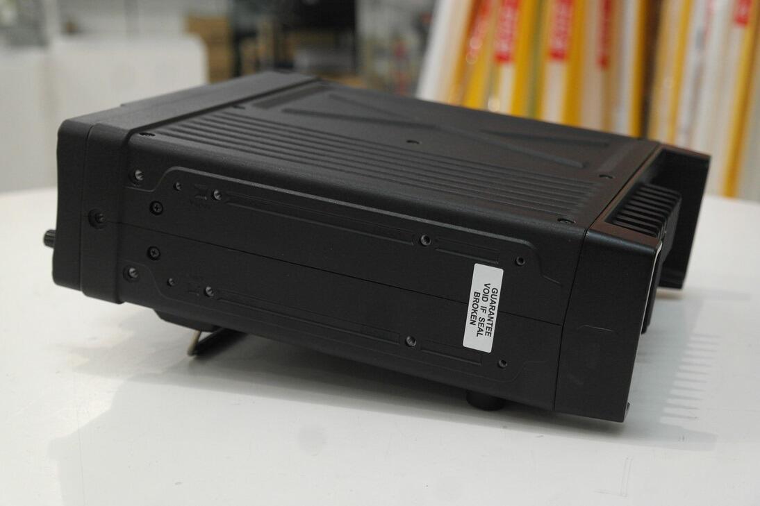 Second Hand Icom IC-7200 HF Transceiver - Radioworld UK 01922 414796