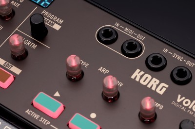 volca fm2 - DIGITAL FM SYNTHESIZER | KORG (Middle East - EN)