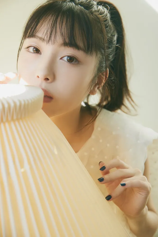 浜辺美波カレンダー 2023.04-2024.03」浜辺美波 [カレンダー] - KADOKAWA