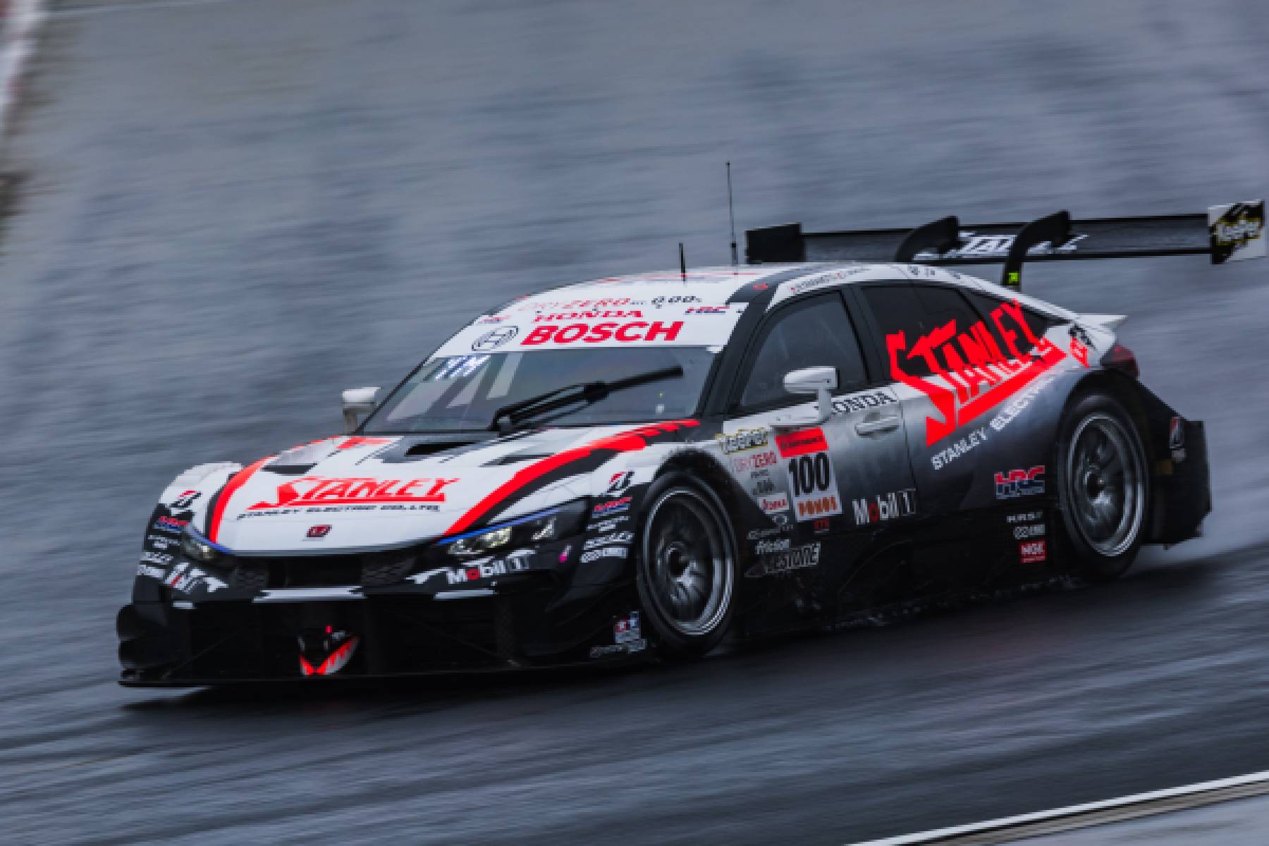 STANLEY CIVIC TYPE R-GT finished 4th and high | Honda.Racing