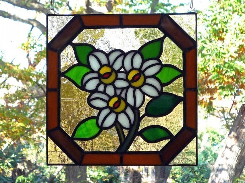 ステンドグラス ミニパネル 白い花 15cm | iichi 日々の暮らしを