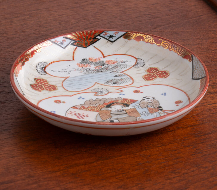 九谷焼 色絵金彩 大黒天文 小皿 明治時代 E841E | iichi 日々の暮らし