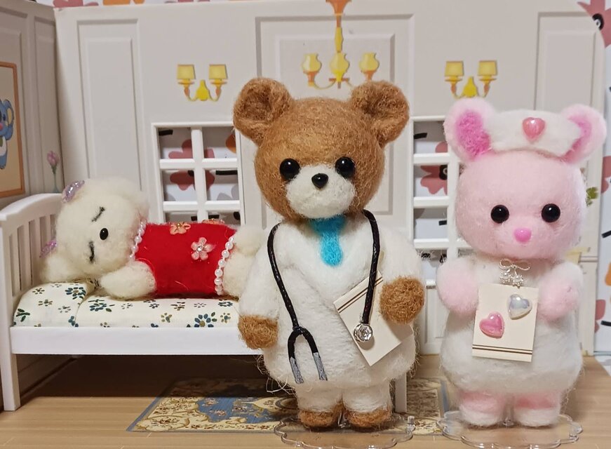 羊毛フェルト 看護師のうさぎちゃん | iichi 日々の暮らしを心地よく