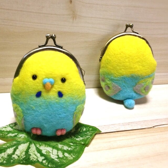 ぷっくら羊毛フェルトのセキセイインコがま口 246 | iichi 日々の