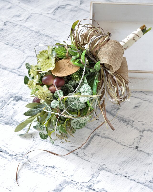 ミニ スワッグ オリーブの実 ： ペーパータグ リボン | iichi 日々の