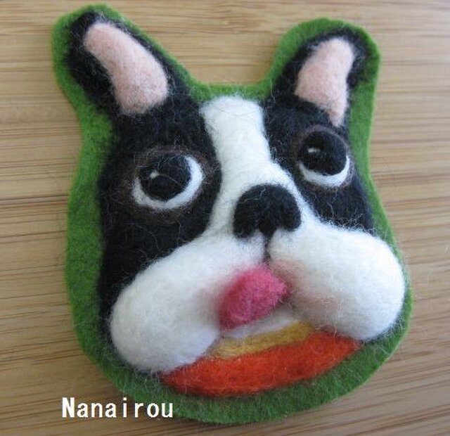 フレンチ・ブルドッグのブローチ（羊毛フェルト） | iichi 日々の