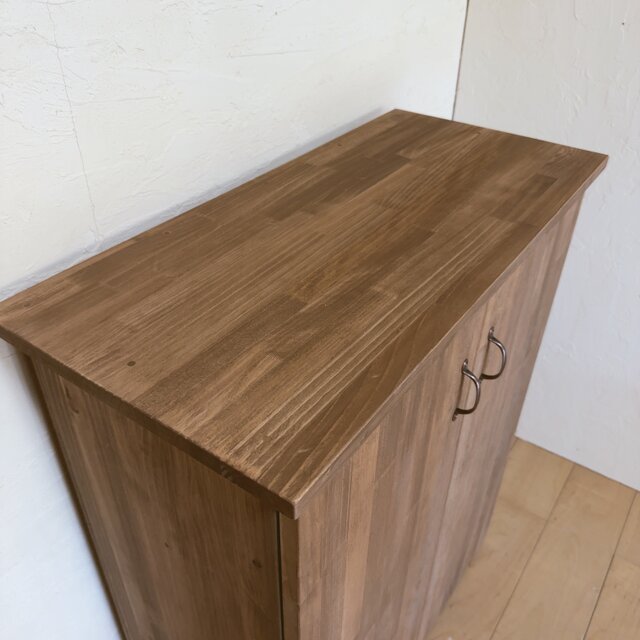 na 231. 4段キャビネット 大容量 収納 棚 扉 ヴィンテージ