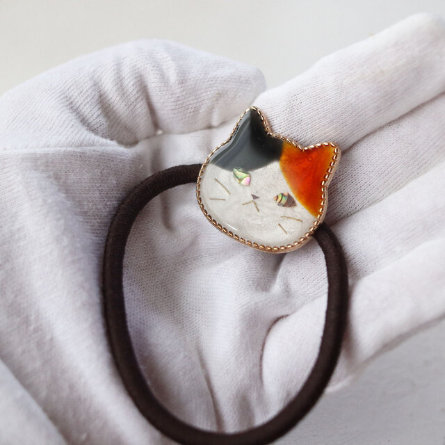 三毛猫のミケ様 レジン ヘアゴム 【公式通販】