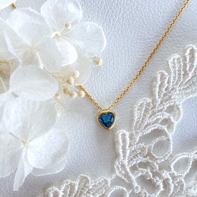 ハートカットのロンドンブルートパーズのネックレス | iichi 日々の
