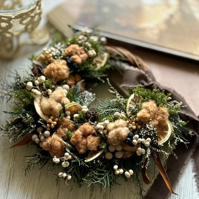 モコモコふわふわ コットンフラワーとグリーンのリース ドライフラワー