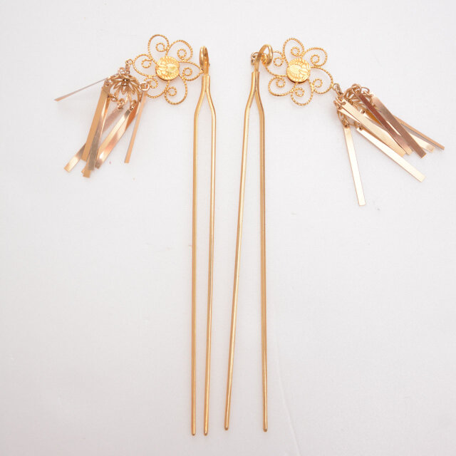 昭和中期 簪（かんざし）｜花透かし模様と房飾り・箱付き・未使用