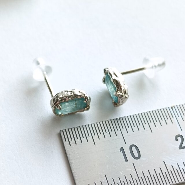 SV925］Hekirei-碧麗- ピアス グランディディエライト ハワイアン