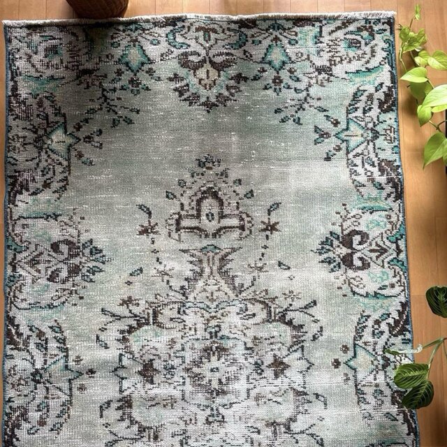 トルコヴィンテージラグ シャビー専用 111×207 擦れシャビー 幸せな