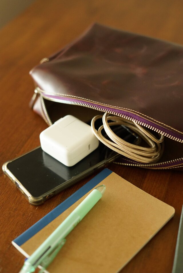 クロムエクセルレザー ポーチ ｜バーガンディ 本革 化粧ポーチ