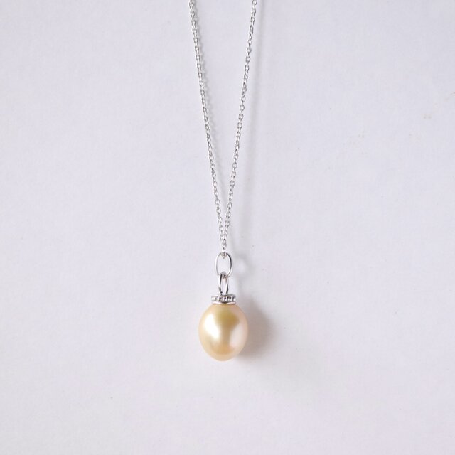 南洋白蝶ゴールデンパールのシルバー製ペンダントネックレス | iichi