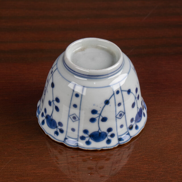 古伊万里 染付 芙蓉手草花文 小鉢 江戸後期 E2096 | iichi 日々の