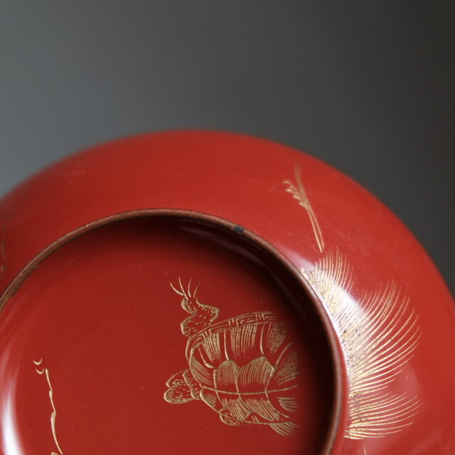 亀と鶴◇赤で素敵。古輪島塗 漆芸沈金蓋付椀 古漆器 古民家 骨董