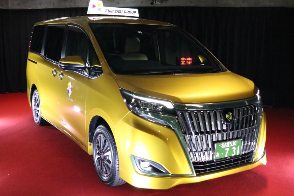 出会えたら良いことあるかも？ 名古屋を走るたった1台の「金ぴか