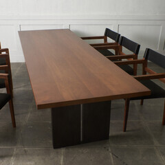 モデルルーム 展示品 ダイニングテーブルの中古が安い！激安で譲ります