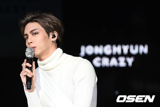 ソロデビュー”SHINee ジョンヒョン、自作曲からコラボステージまで