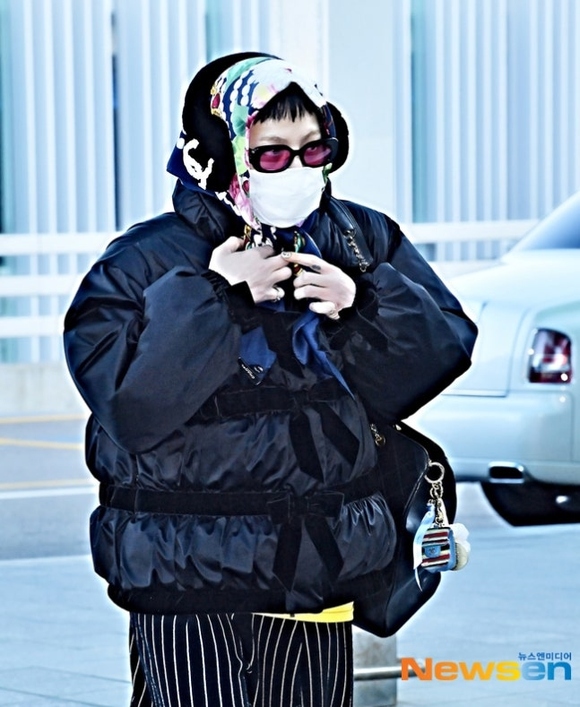 PHOTO】G-DRAGON「2025 MAMA」を終えて韓国に到着（動画あり） - Kstyle