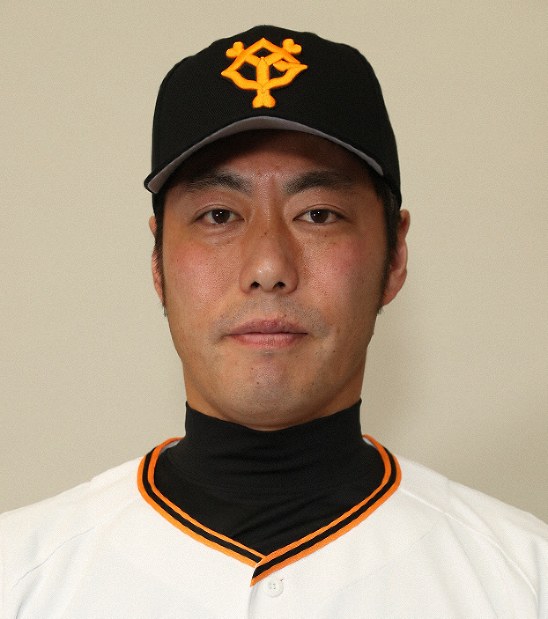 巨人と再契約の上原 一問一答 来季は最年長44歳「1軍で投げないと意味