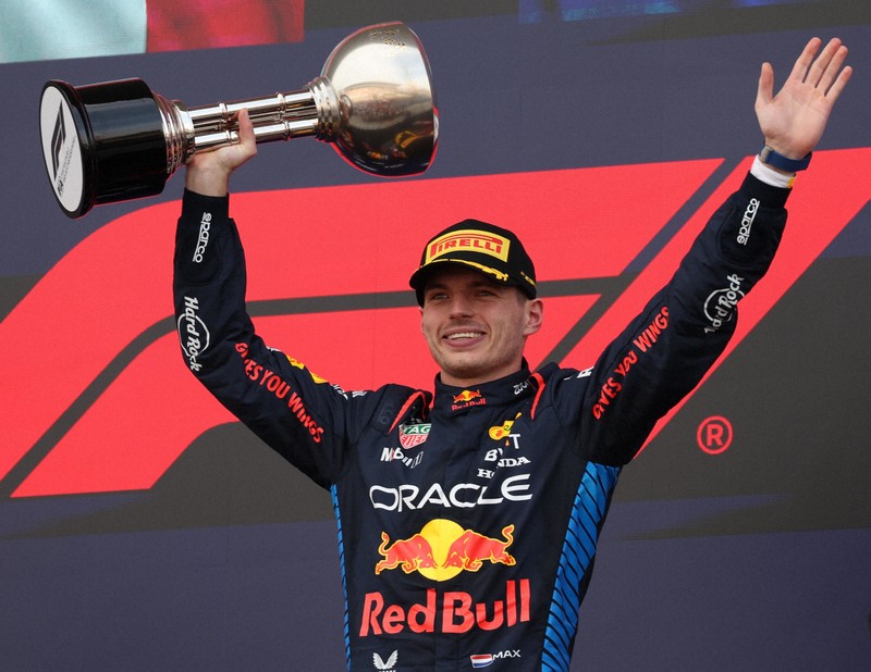 フェルスタッペン黄金時代 「桜の鈴鹿」で盤石の強さ F1日本GP | 毎日新聞