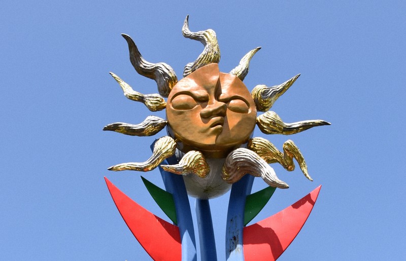 探訪珍スポット：数奇な運命たどった「若い太陽の塔」 大阪万博前に