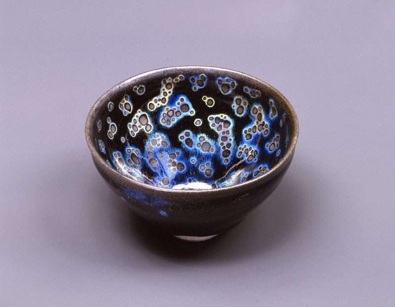 国宝の茶碗「曜変天目」 ぬいぐるみにしてみた 5800円で注文殺到